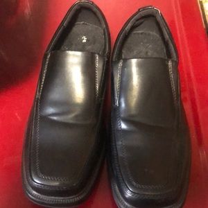 Men’s dress shoes